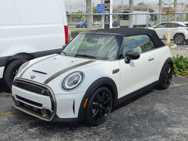 Used 2024 MINI Cooper S w/ MINI Resolute Edition FWD image 21