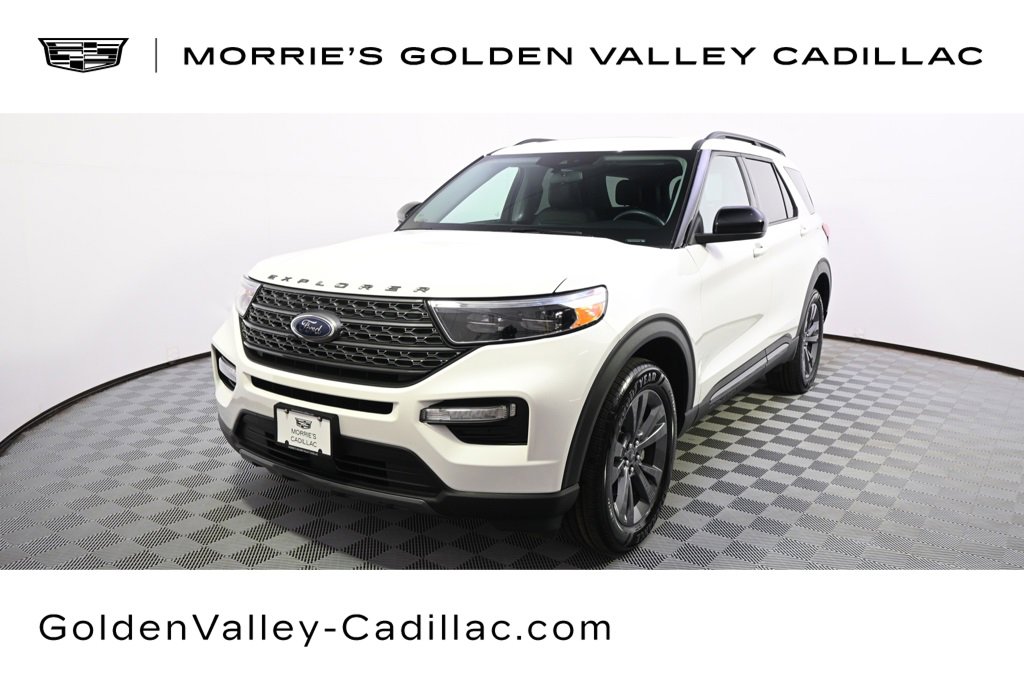 Used 2023 Ford Explorer XLT w/ Equipment Group 202A image 1