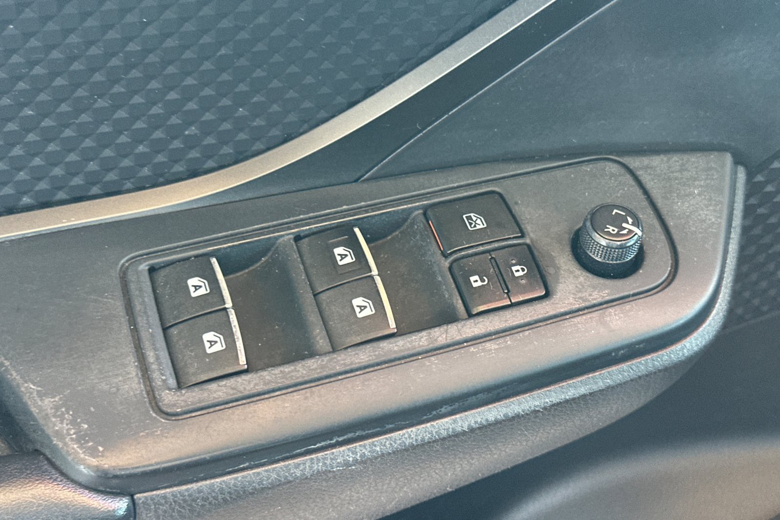 Certified 2018 Toyota C-HR XLE FWD image 14