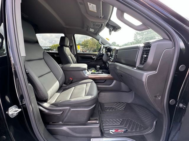 Used 2025 Chevrolet Silverado 1500 LT Trail Boss w/ Convenience Package II image 34