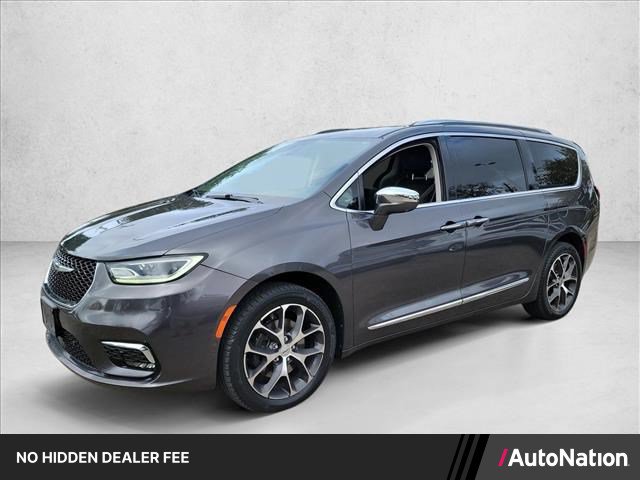 Used 2021 Chrysler Pacifica Limited w/ Uconnect Theater Family Group AWD/4WD image 1