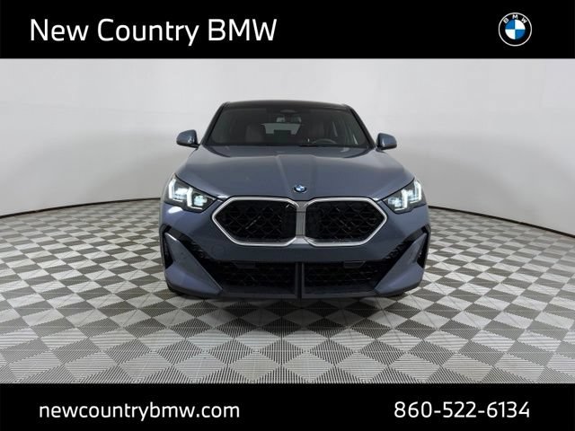 Used 2025 BMW X2 xDrive28i AWD/4WD image 2