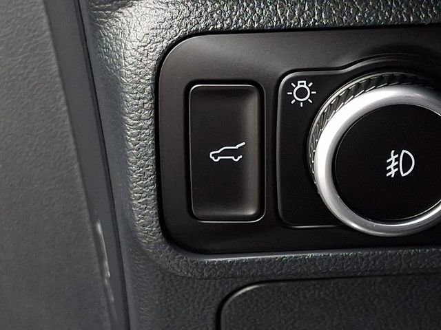 Used 2025 Ford Explorer ST-Line image 28