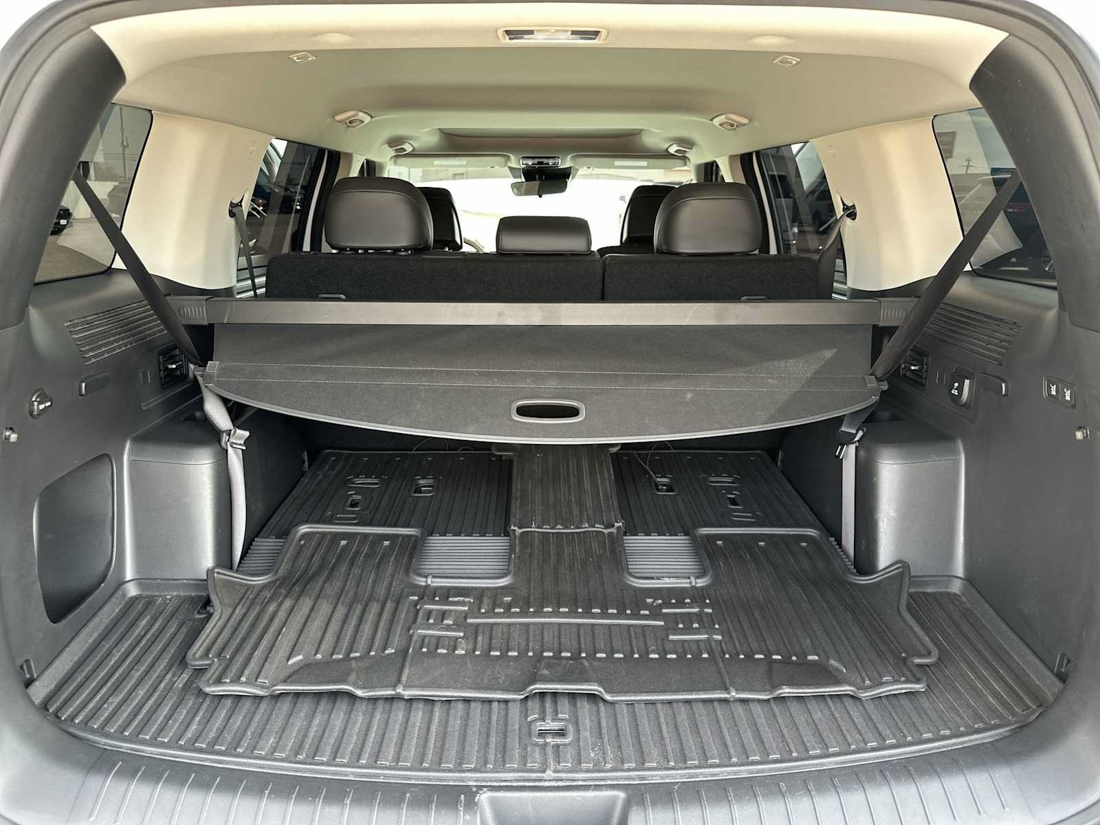 Used 2025 Hyundai Santa Fe XRT AWD/4WD image 27