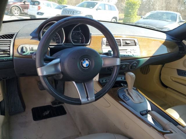 Used 2003 BMW Z4 2.5i image 13