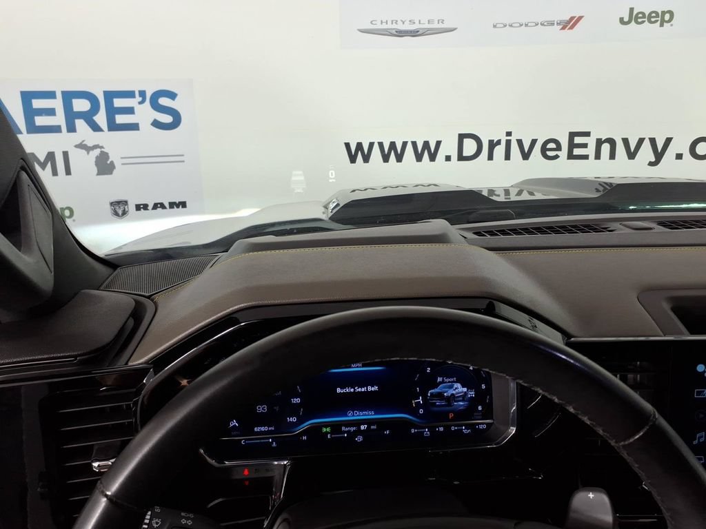 Used 2024 Chevrolet Silverado 1500 ZR2 w/ Technology Package AWD/4WD image 27