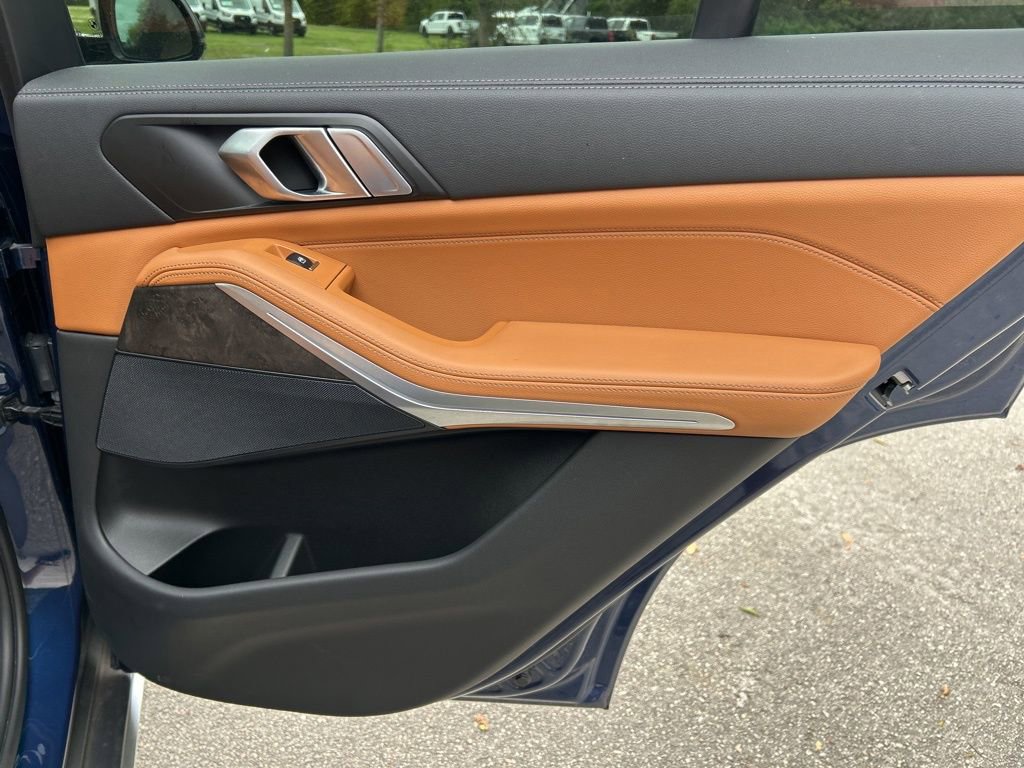 Used 2022 BMW X5 xDrive40i w/ Premium Package image 46