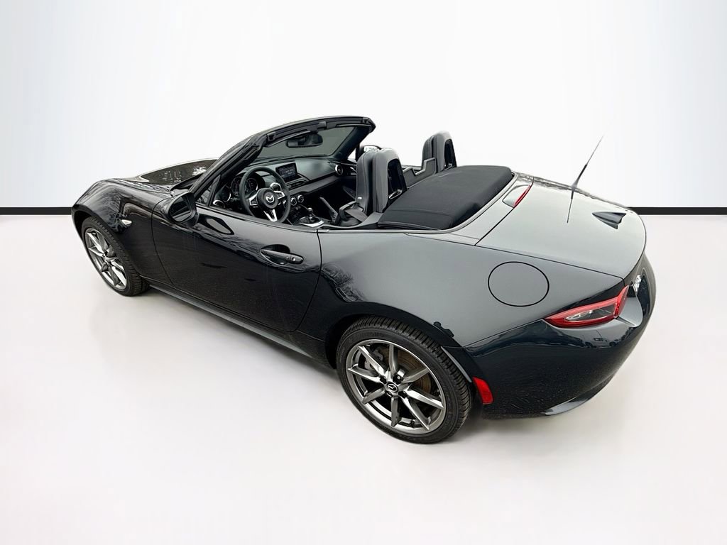Used 2022 MAZDA MX-5 Miata Grand Touring w/ Weather Package image 34