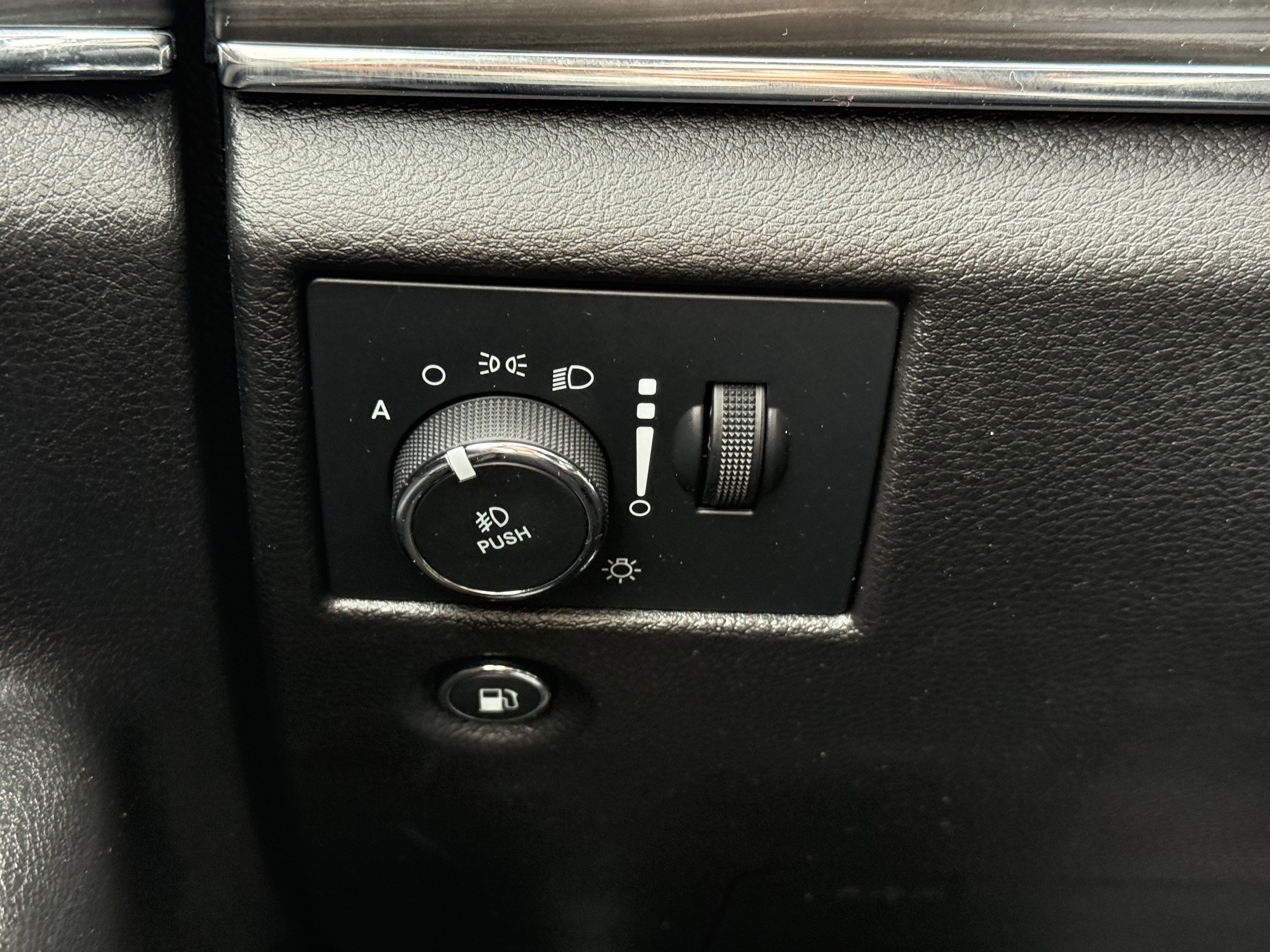 Used 2021 Jeep Grand Cherokee Limited w/ Quick Order Package 28K 80th image 26