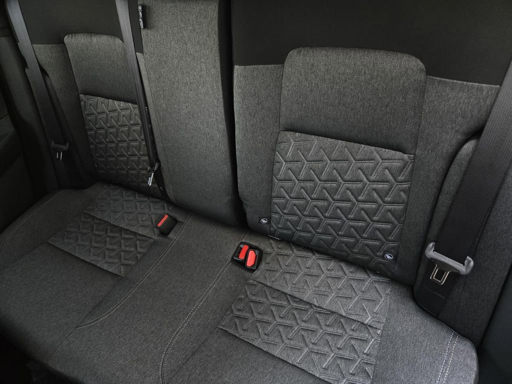 New 2026 Nissan Kicks SV image 12