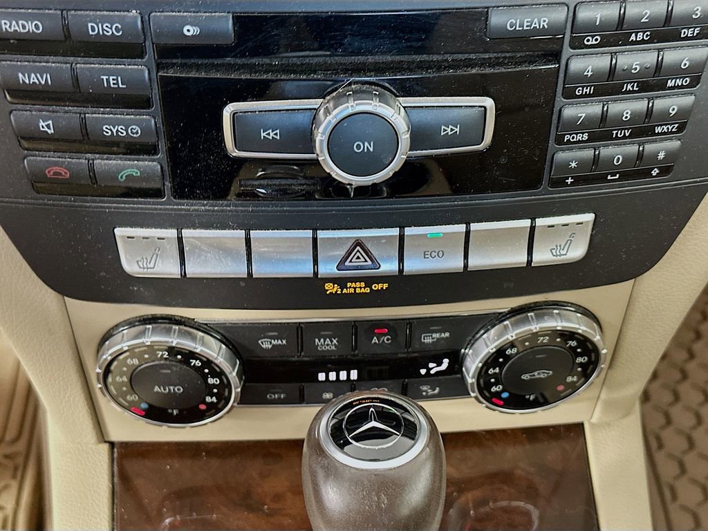 Used 2013 Mercedes-Benz C 300 4MATIC Sedan image 16