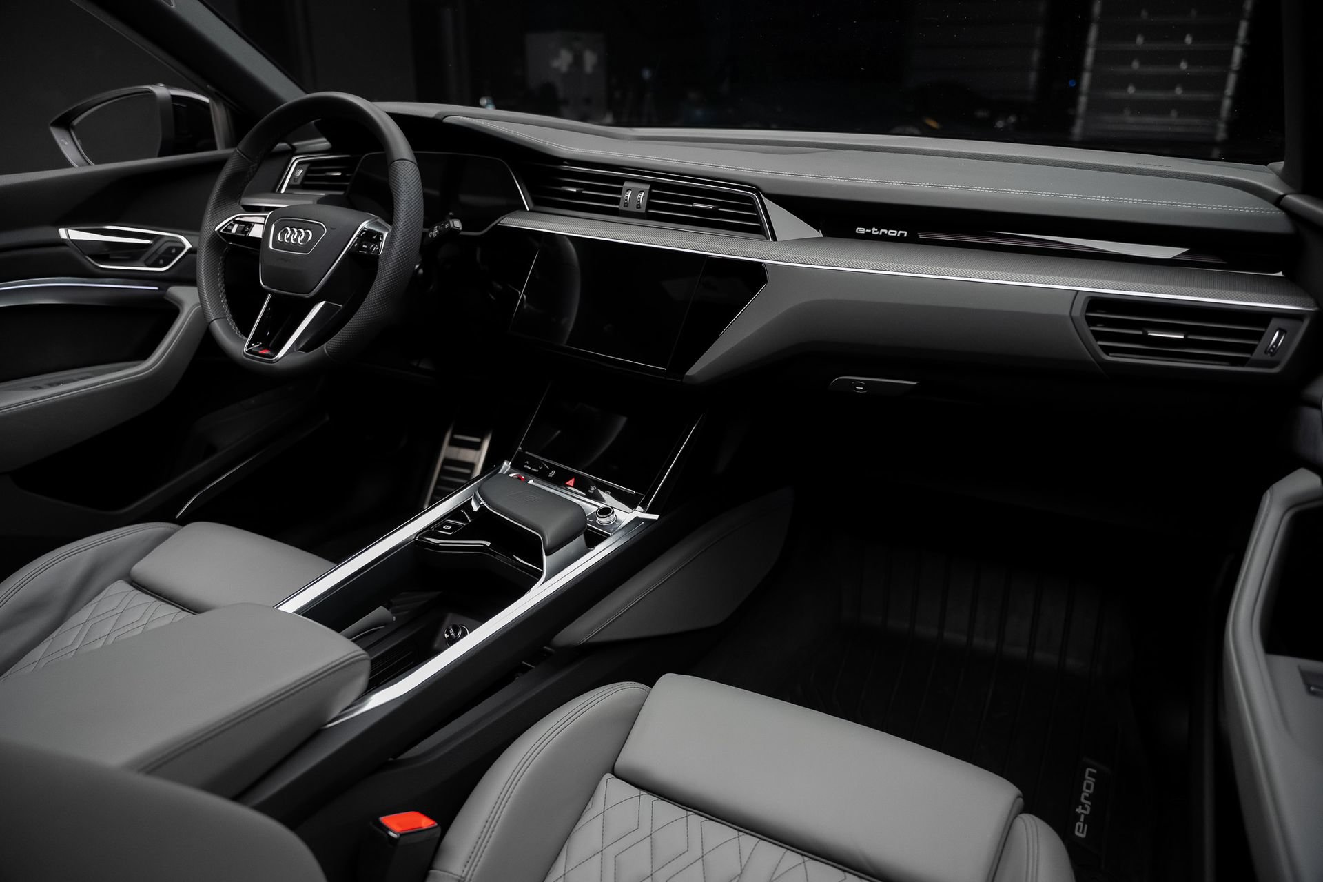 Used 2024 Audi SQ8 e-tron Premium Plus AWD/4WD image 62