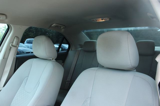 Used 2010 Ford Fusion SE FWD image 14