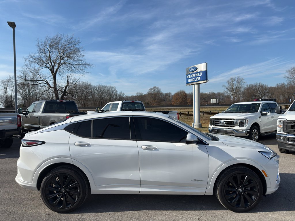 Used 2025 Buick Envista Avenir FWD image 4