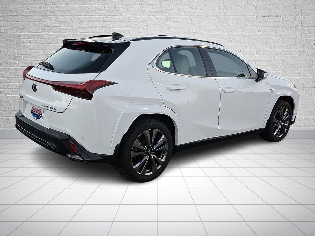 Used 2023 Lexus UX 250h F Sport image 5