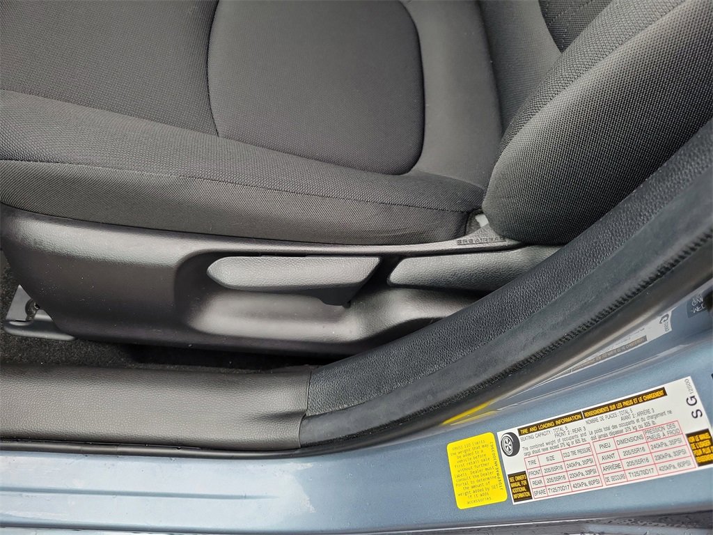 Used 2022 Toyota Corolla LE image 23