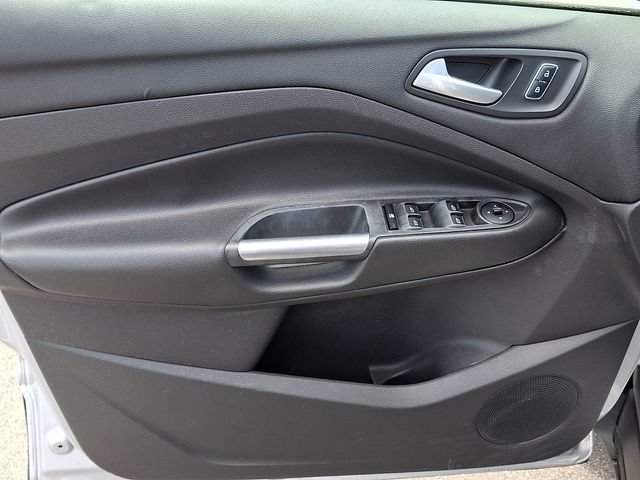 Used 2015 Ford Escape SE AWD/4WD image 9