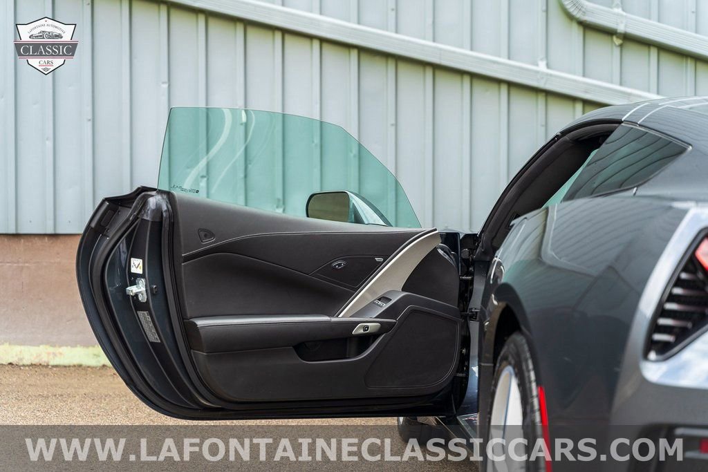 Used 2014 Chevrolet Corvette Base w/ Battery Protection Package image 61
