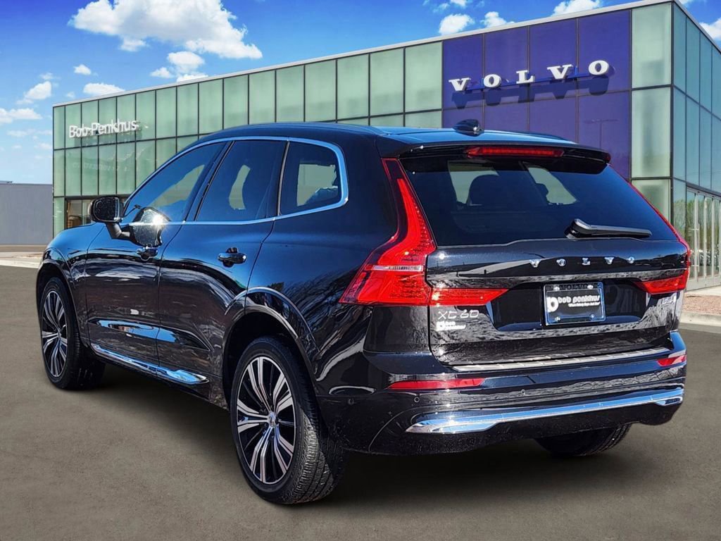 Used 2023 Volvo XC60 B5 Plus image 30