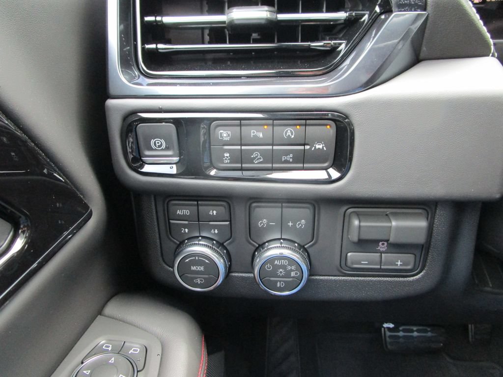 New 2026 GMC Yukon AT4 Ultimate AWD/4WD image 35