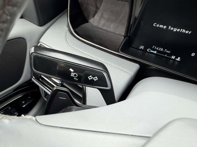 Used 2018 Lincoln Navigator Select image 32