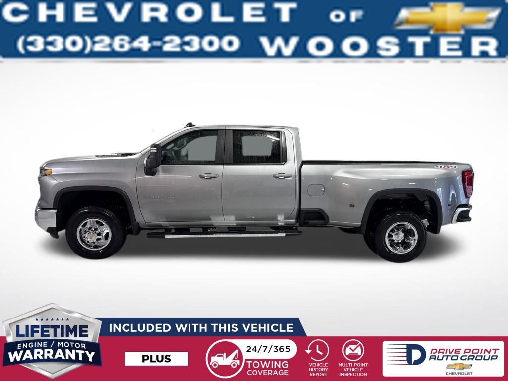 New 2026 Chevrolet Silverado 3500 LT image 2