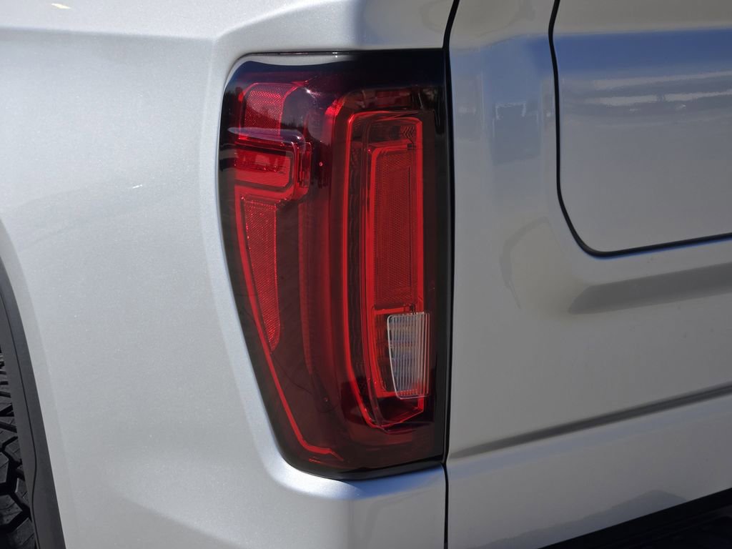 Used 2022 GMC Sierra 1500 AT4 w/ AT4 Premium Package image 6
