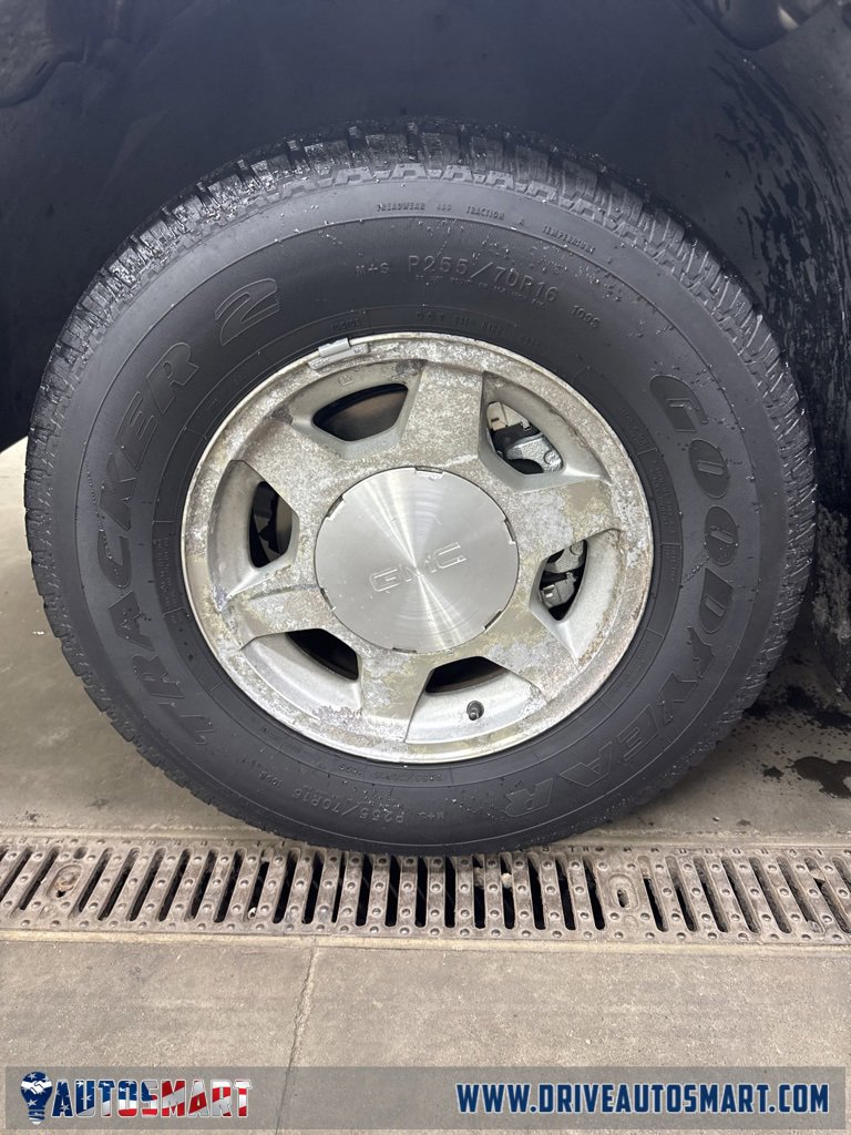 Used 2004 GMC Sierra 1500 SLE w/ Light Duty Power Package image 9