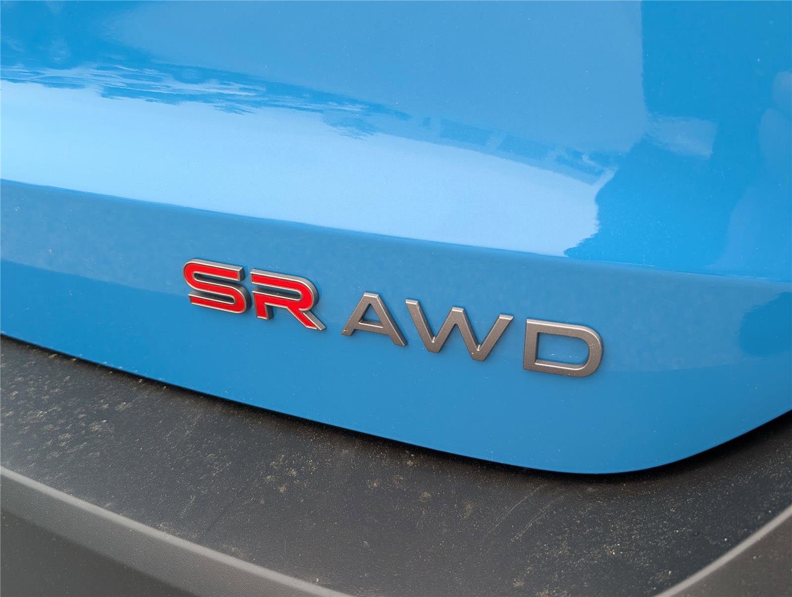 Used 2025 Nissan Kicks SR AWD/4WD image 10