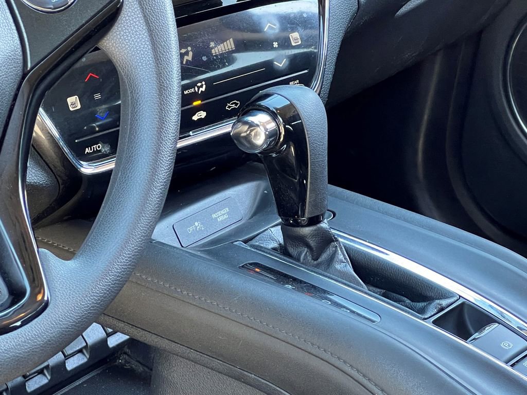 Used 2017 Honda HR-V EX image 15