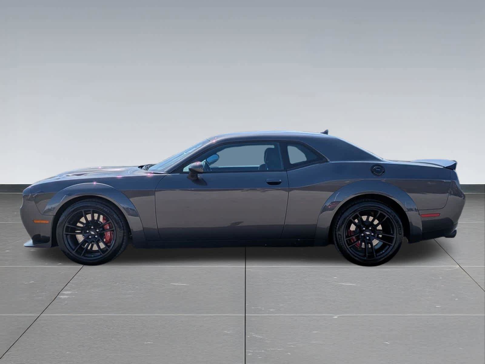 Used 2021 Dodge Challenger R/T Scat Pack RWD image 2