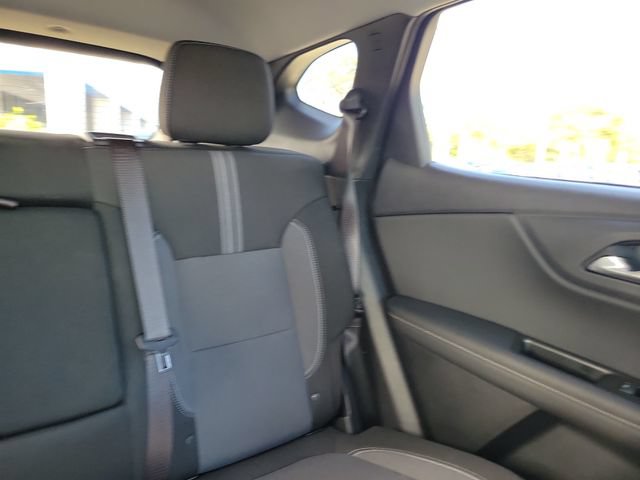 Used 2024 Chevrolet Blazer LT w/ Convenience Package FWD image 16