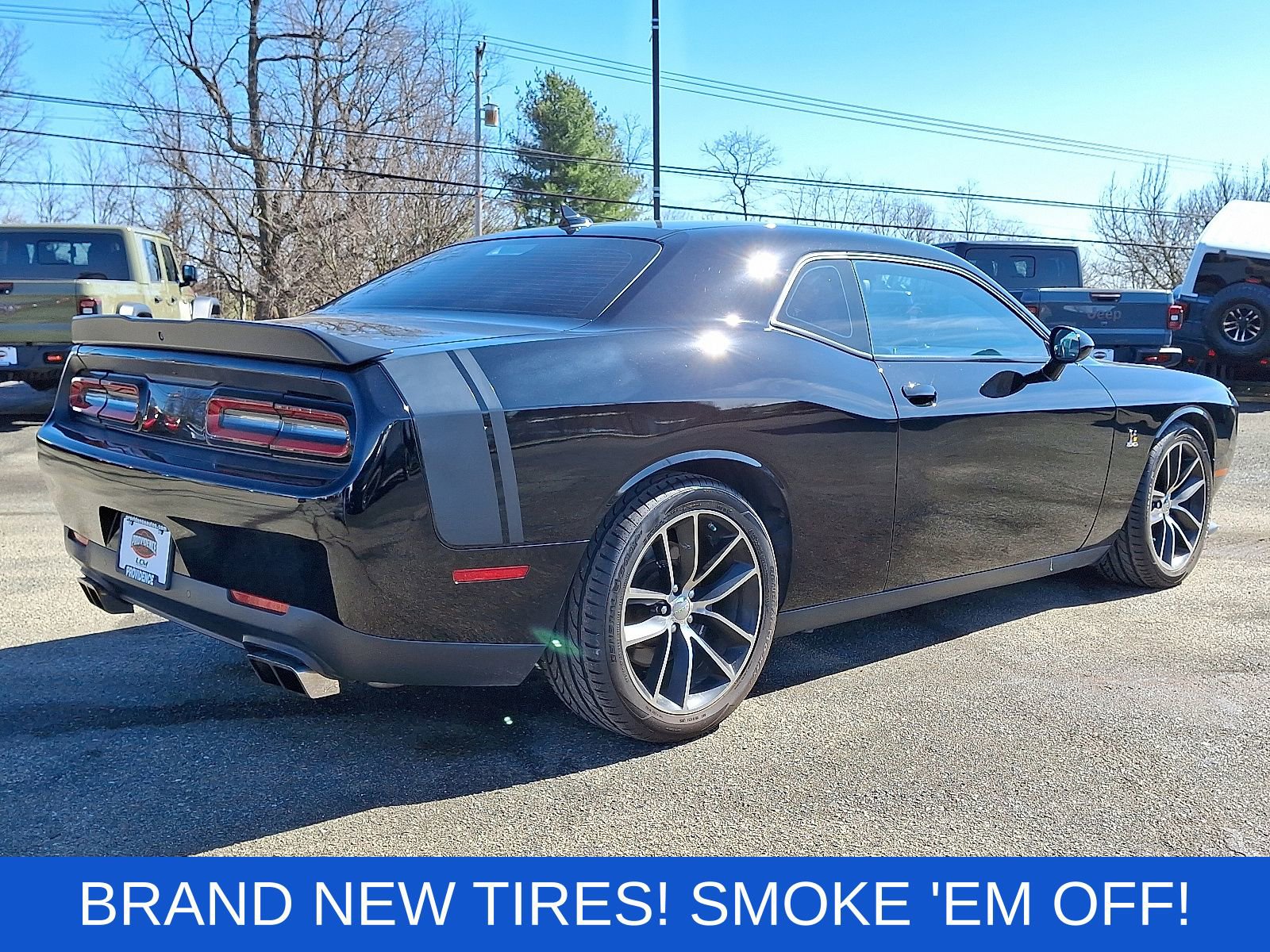 Used 2016 Dodge Challenger R/T Scat Pack w/ Leather Interior Group image 7