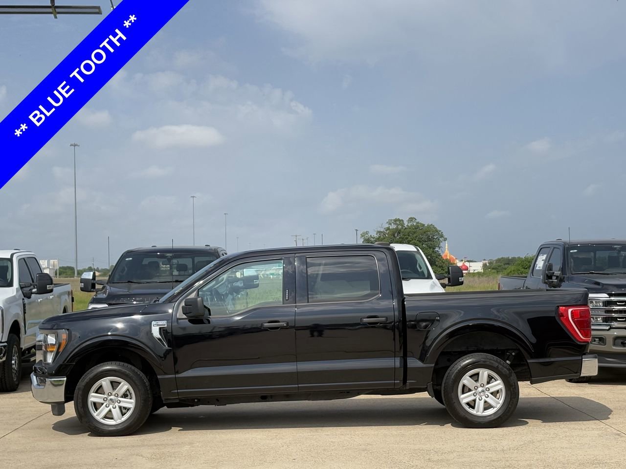 Used 2023 Ford F150 XLT w/ Equipment Group 301A Mid image 3