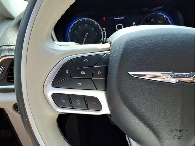 Used 2019 Chrysler Pacifica Limited FWD image 18