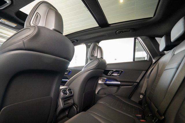 New 2026 Mercedes-Benz GLC 300 4MATIC image 12