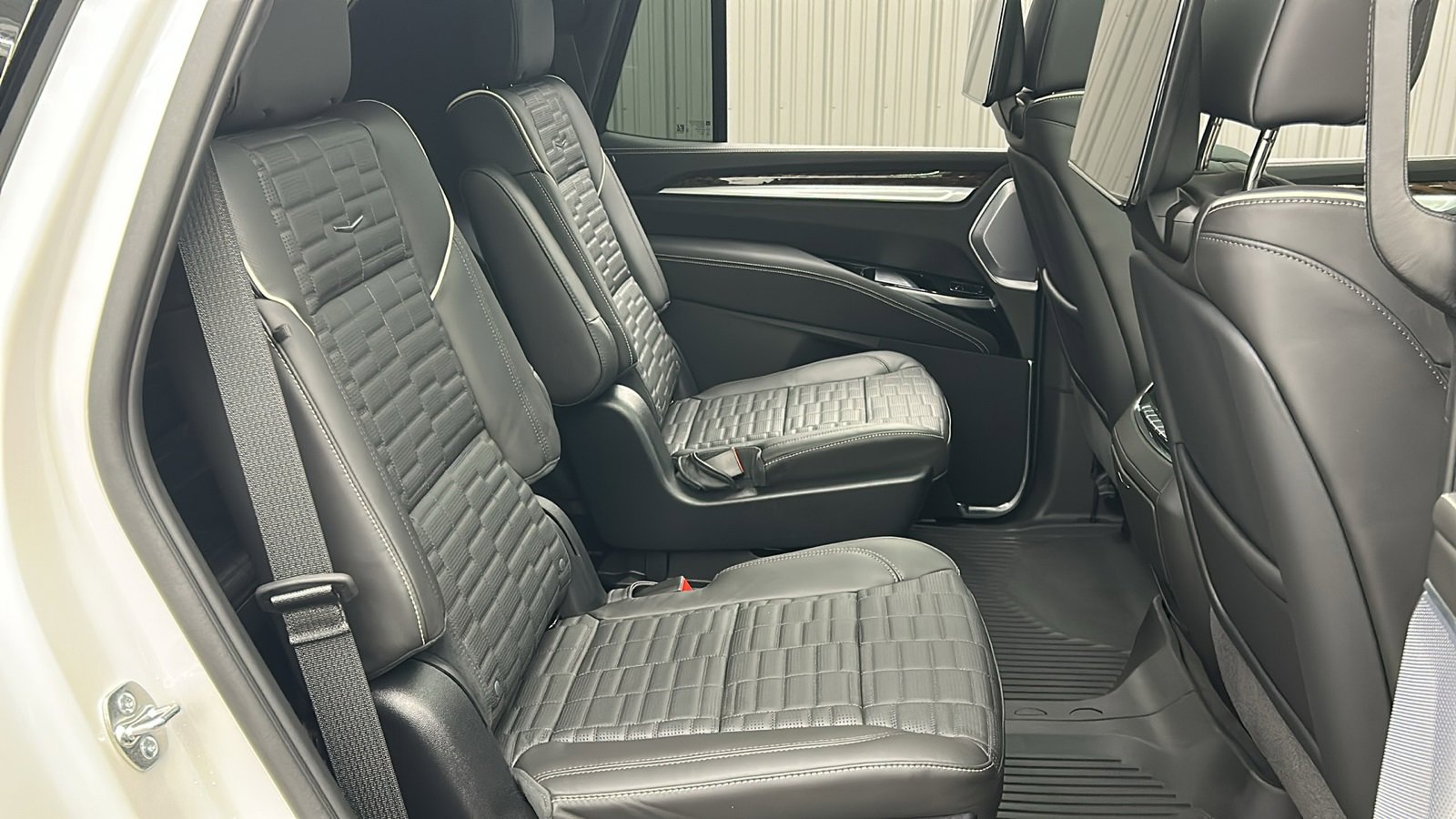 Used 2025 Cadillac Escalade Sport Platinum image 36