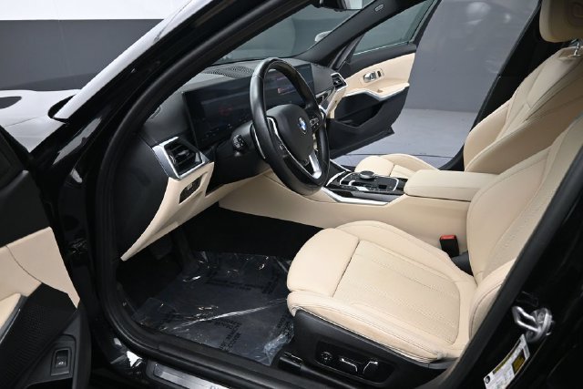 Certified 2024 BMW 330i Sedan w/ Convenience Package RWD image 18