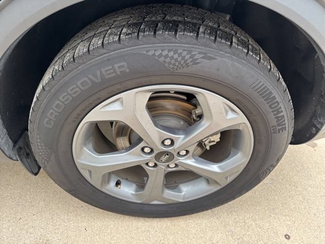 Used 2025 Ford Escape ST-Line FWD image 9
