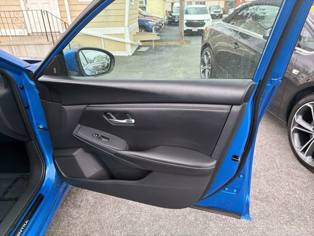 Used 2025 Nissan Sentra SV image 25