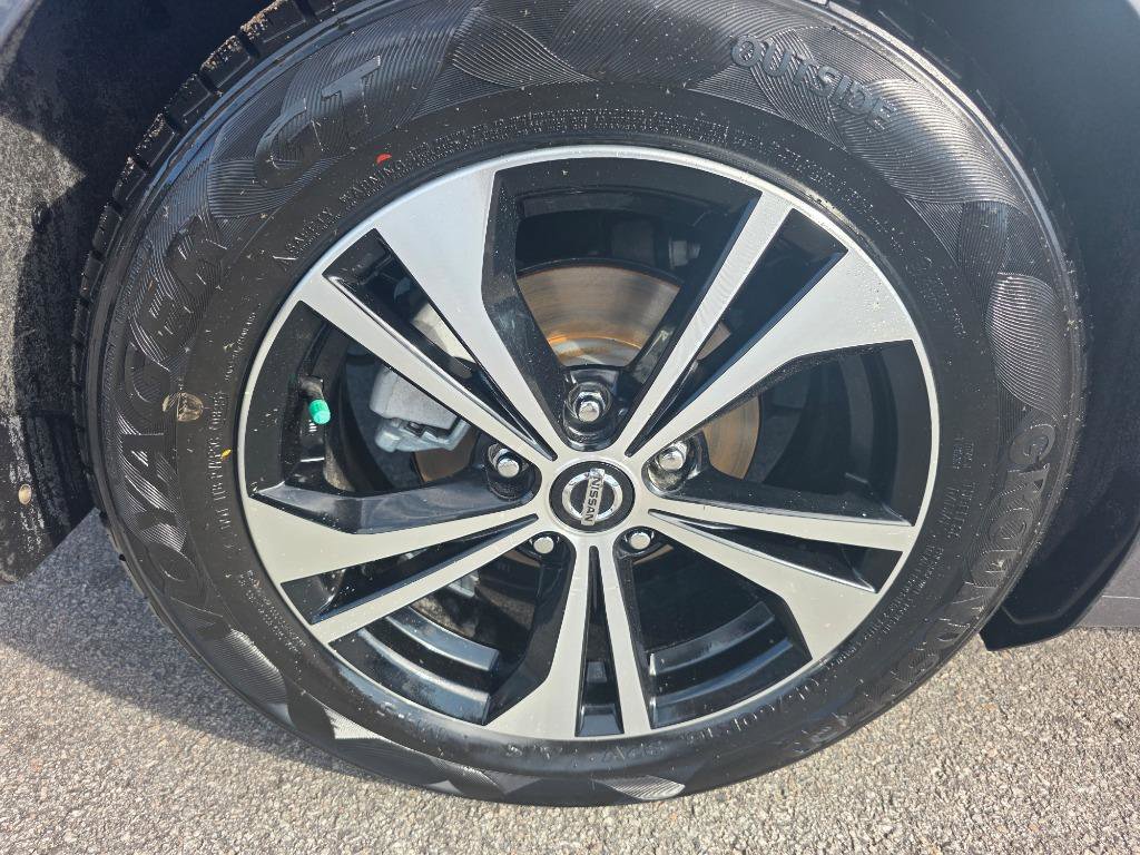 Used 2022 Nissan Sentra SV FWD image 21