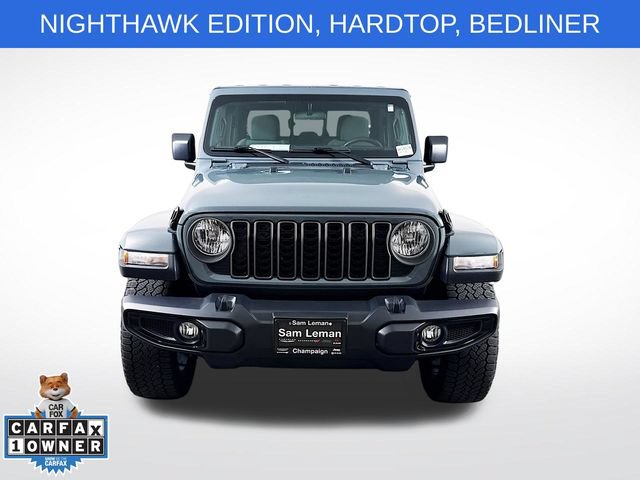 Used 2025 Jeep Gladiator Sport AWD/4WD image 2