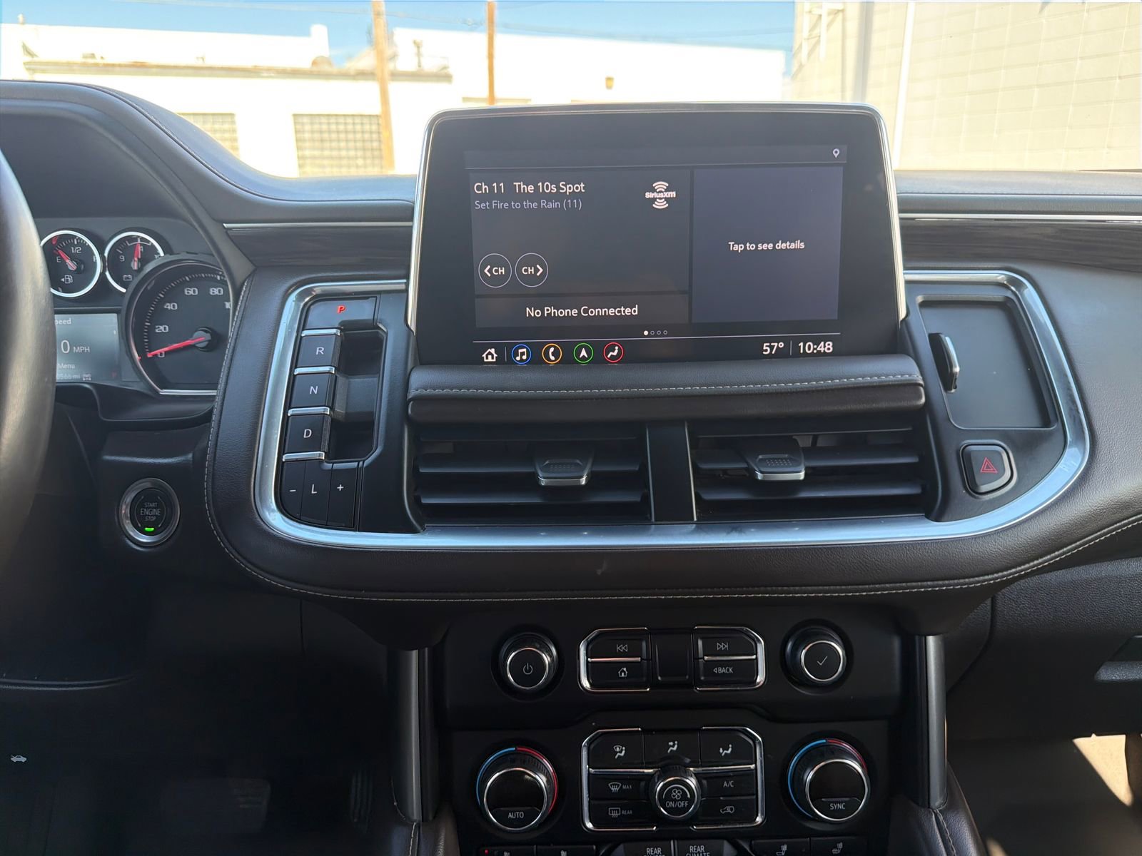 Used 2021 Chevrolet Tahoe LT w/ Luxury Package image 28