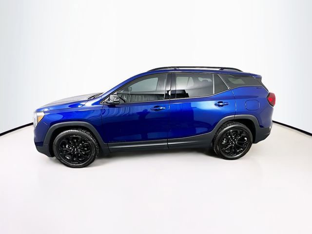 Used 2022 GMC Terrain SLT w/ Infotainment Package II image 4