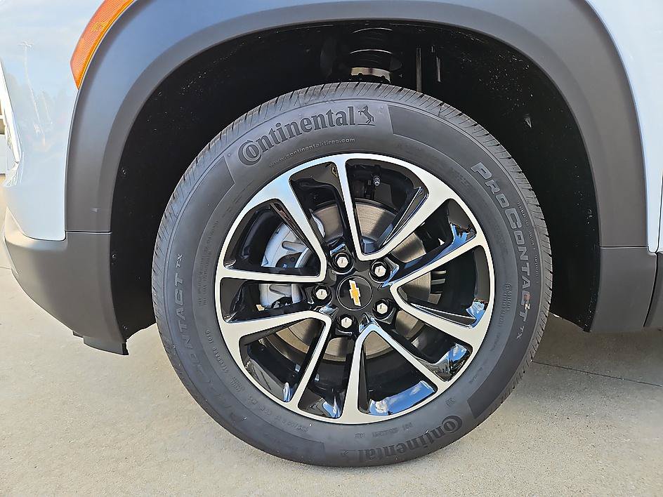 New 2026 Chevrolet TrailBlazer LT FWD image 8