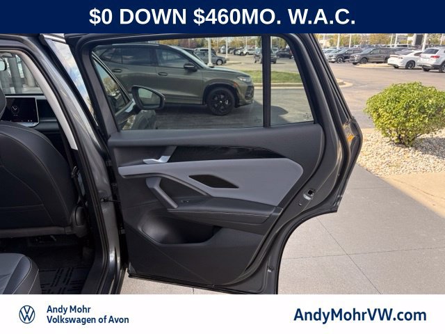 Used 2026 Volkswagen Tiguan SE FWD image 17
