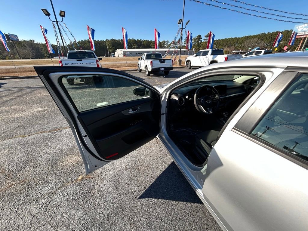 Used 2019 Kia Forte LXS image 26