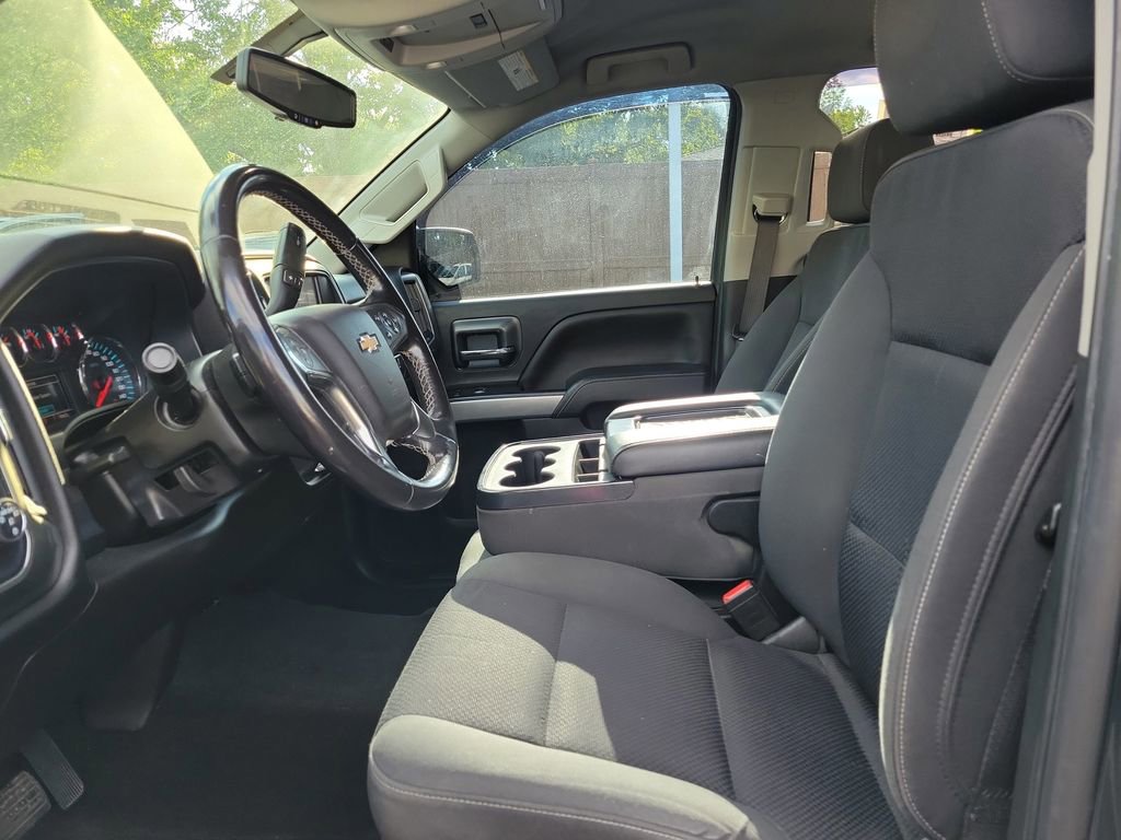Used 2018 Chevrolet Silverado 1500 LT w/ All Star Edition AWD/4WD image 18