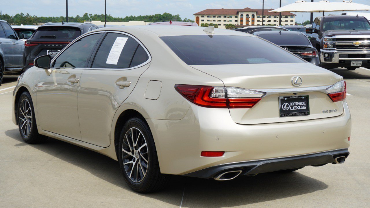 Used 2017 Lexus ES 350 w/ Luxury Package FWD image 8