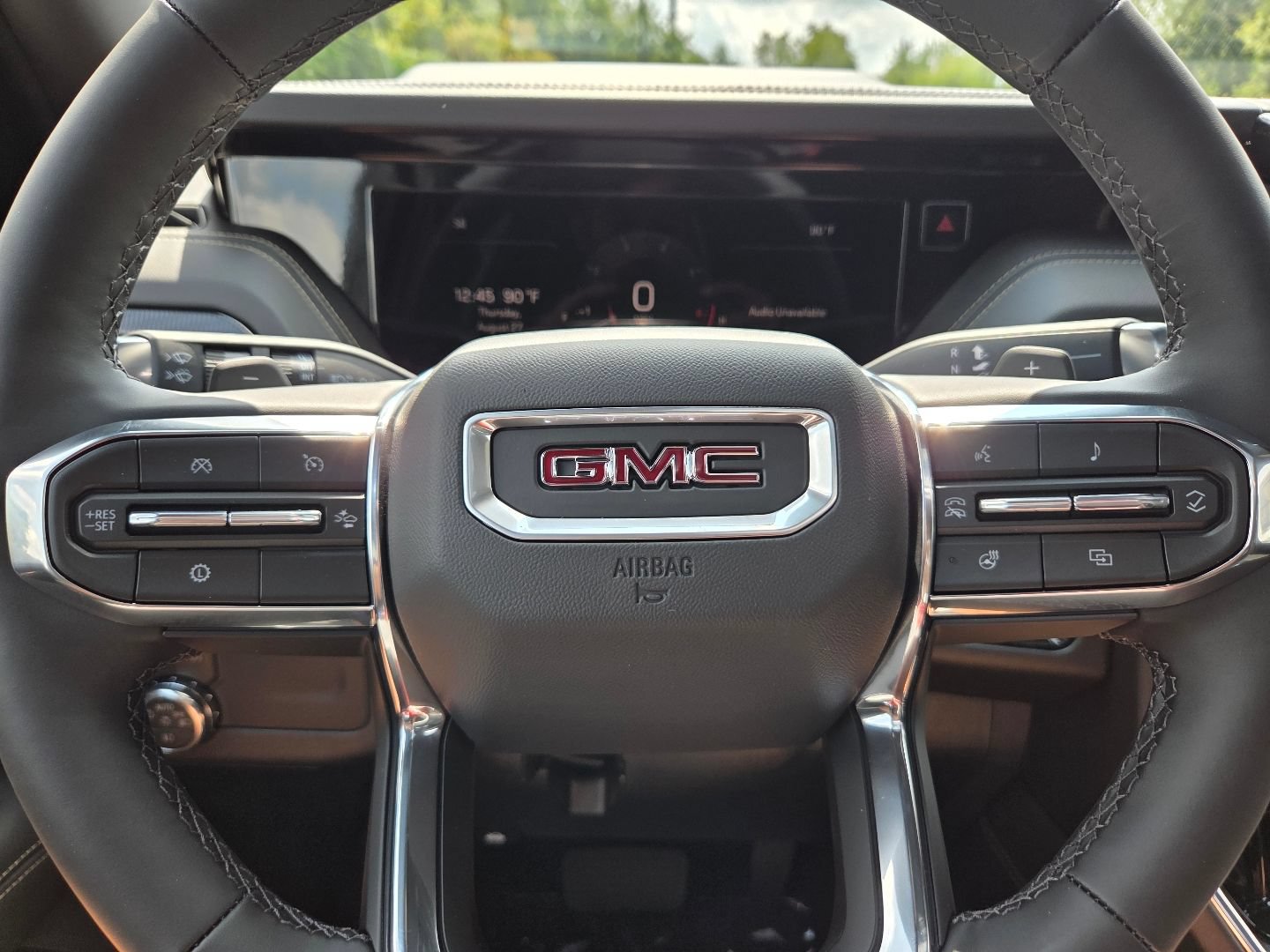 New 2026 GMC Yukon XL Elevation w/ Technology Package AWD/4WD image 33